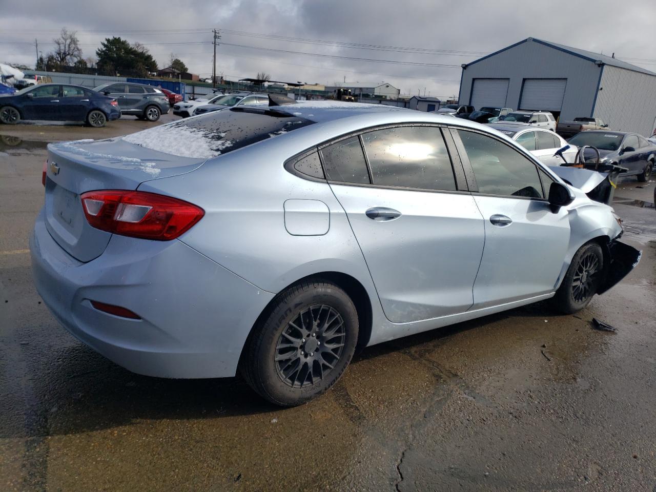 2017 CHEVROLET CRUZE LS - Image 3