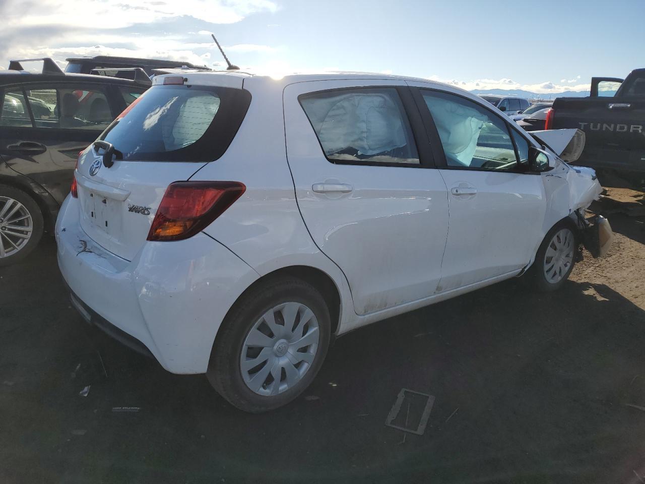 2017 TOYOTA YARIS L - Фото 3