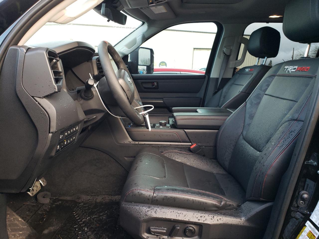 2023 TOYOTA SEQUOIA SR - Image 7