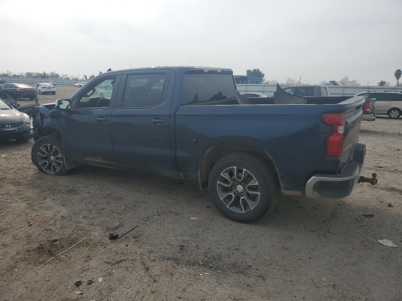 2023 CHEVROLET SILVERADO - Image 2