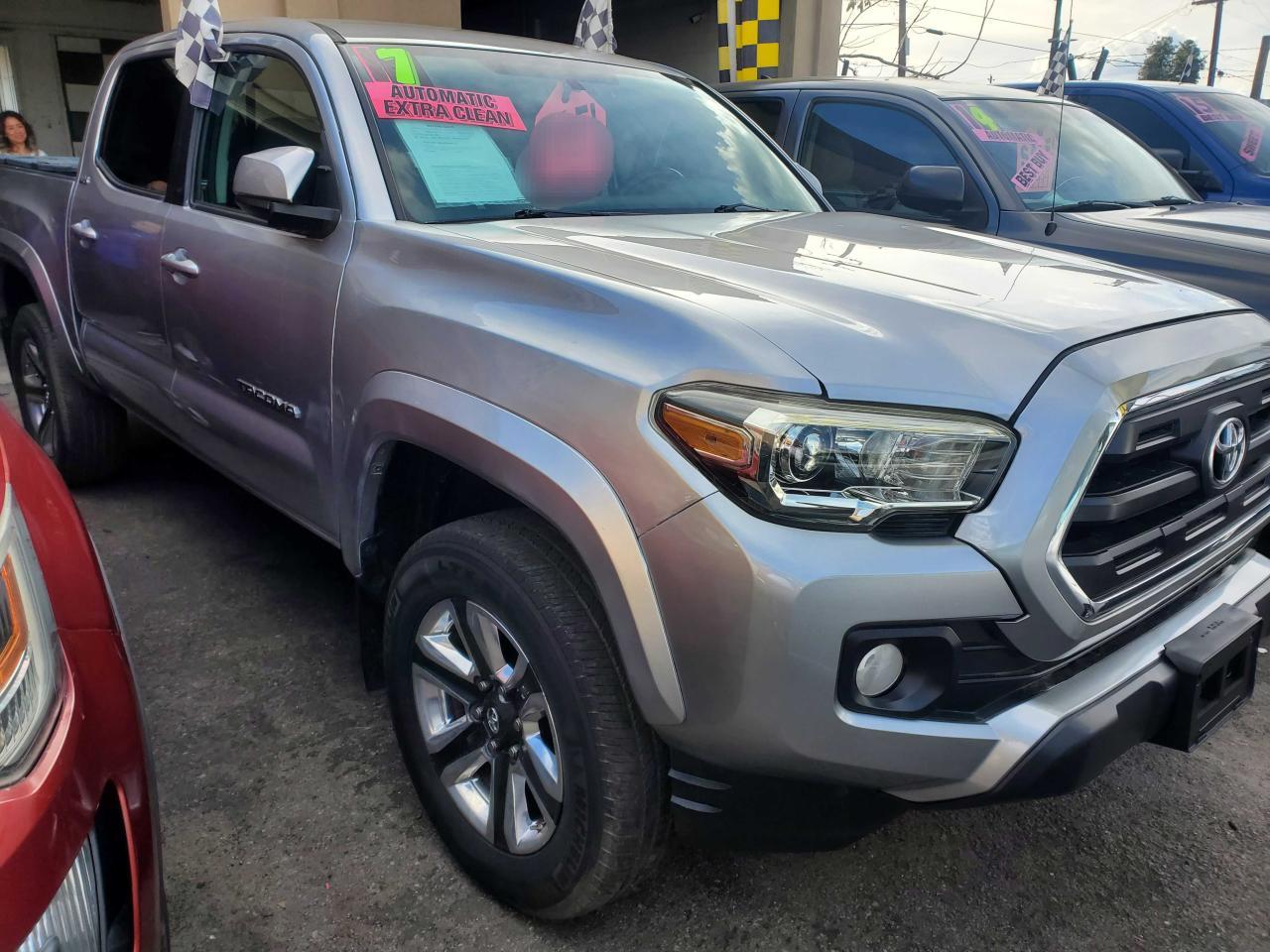 2017 TOYOTA TACOMA DOU