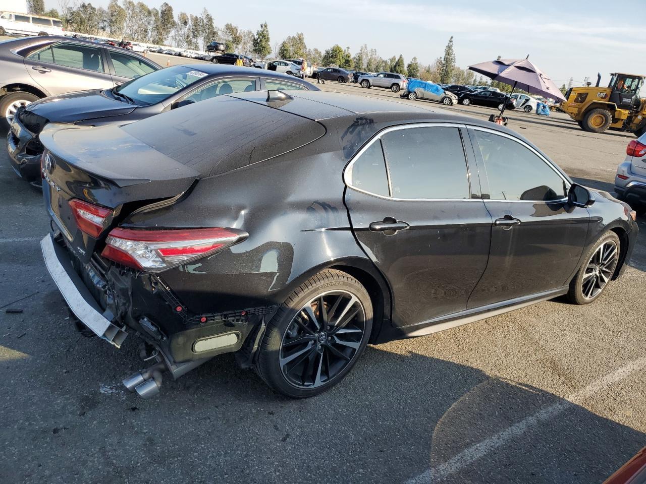 2019 TOYOTA CAMRY XSE - Фото 3