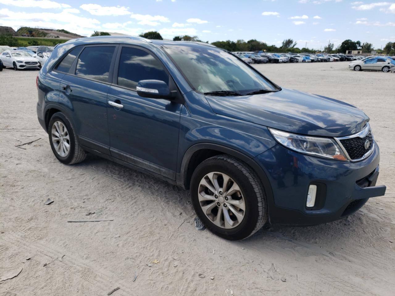 2015 KIA SORENTO EX - Image 4