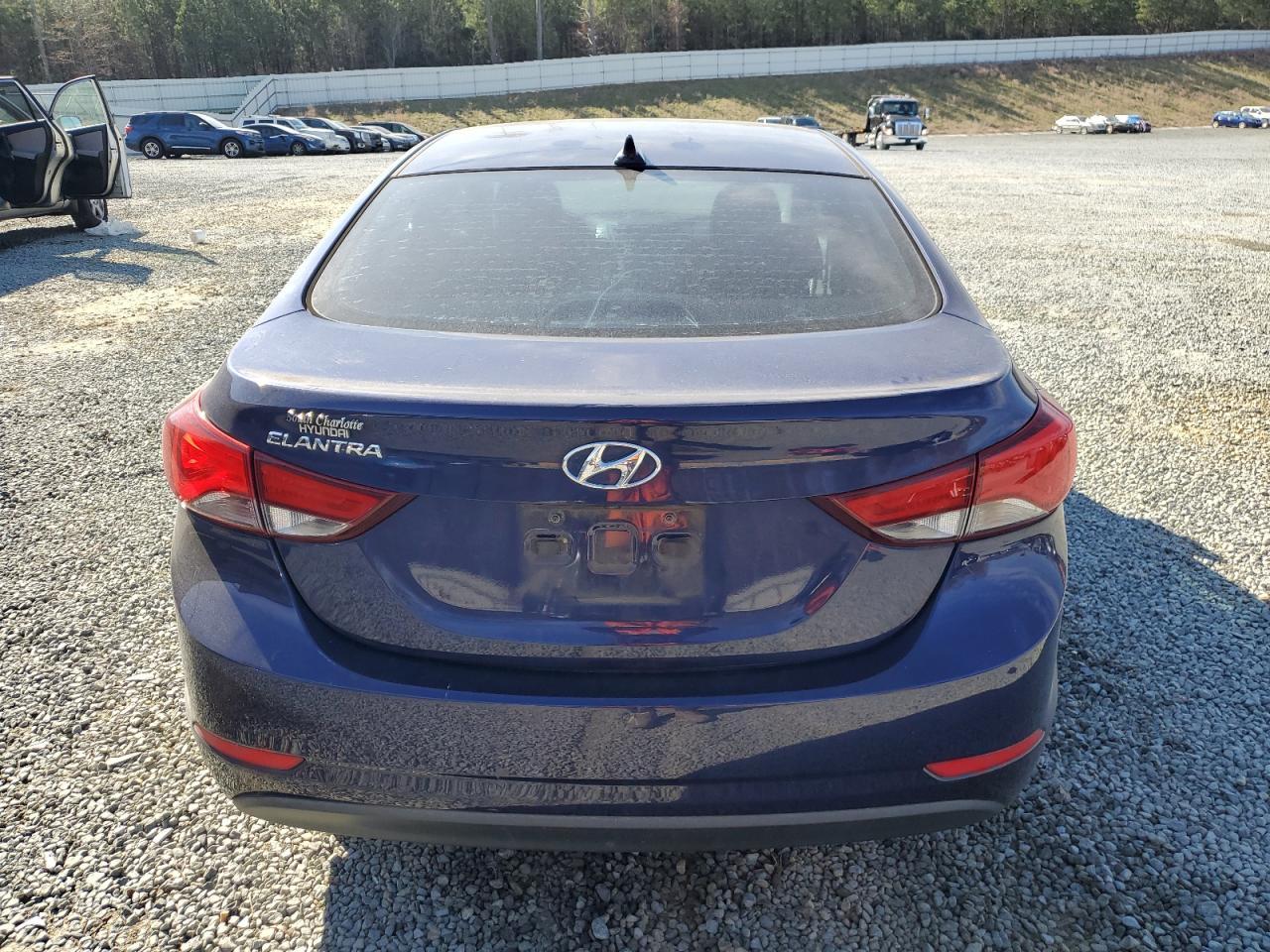 2014 HYUNDAI ELANTRA SE - Image 6
