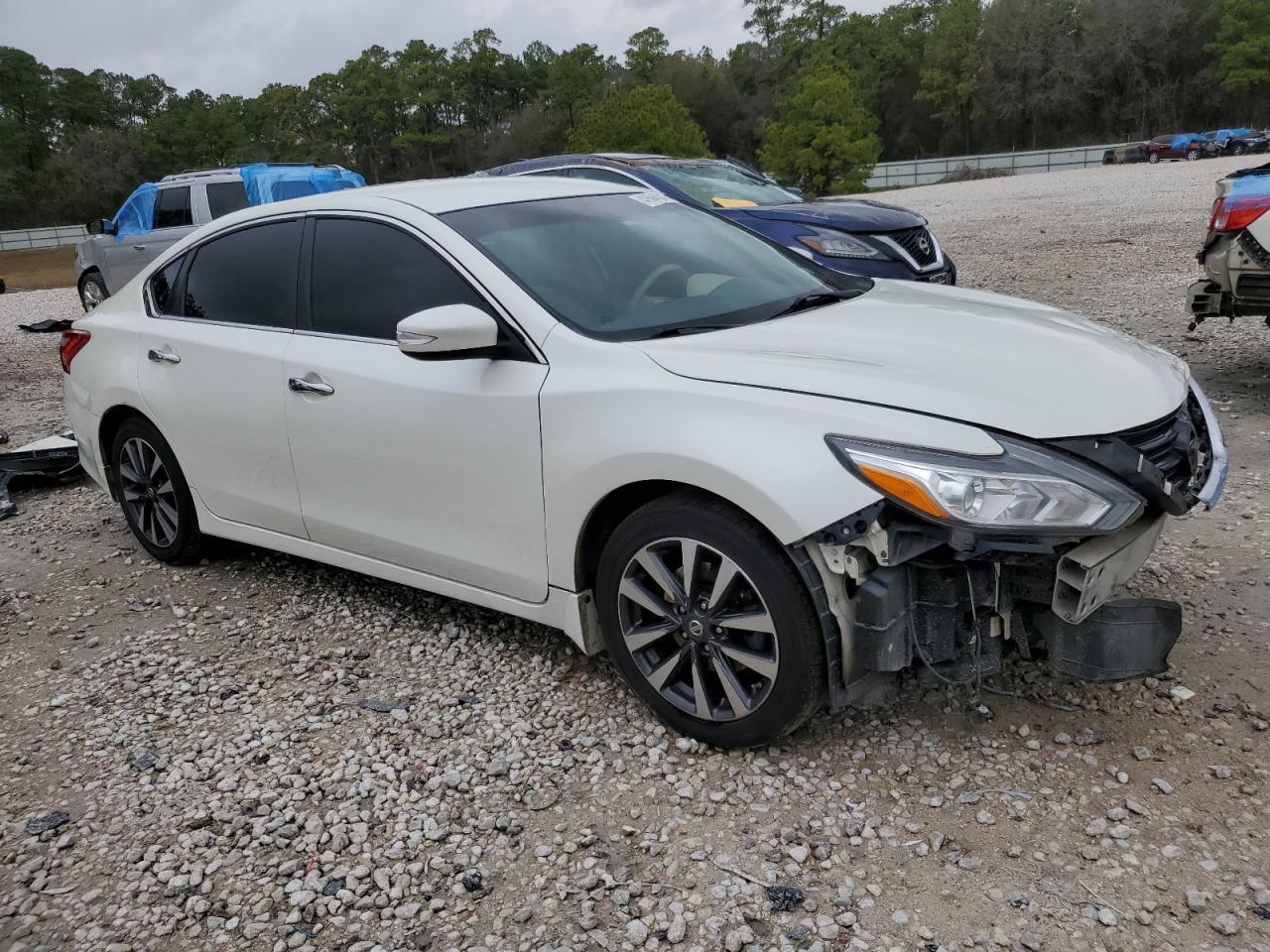 2016 NISSAN ALTIMA 2.5 - Фото 4