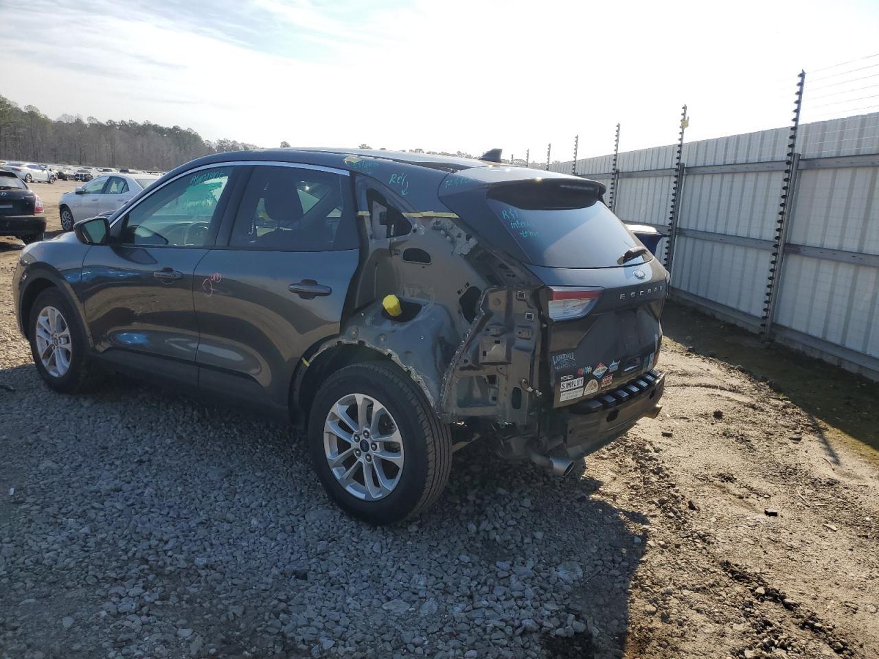 2020 FORD ESCAPE SE - Image 2