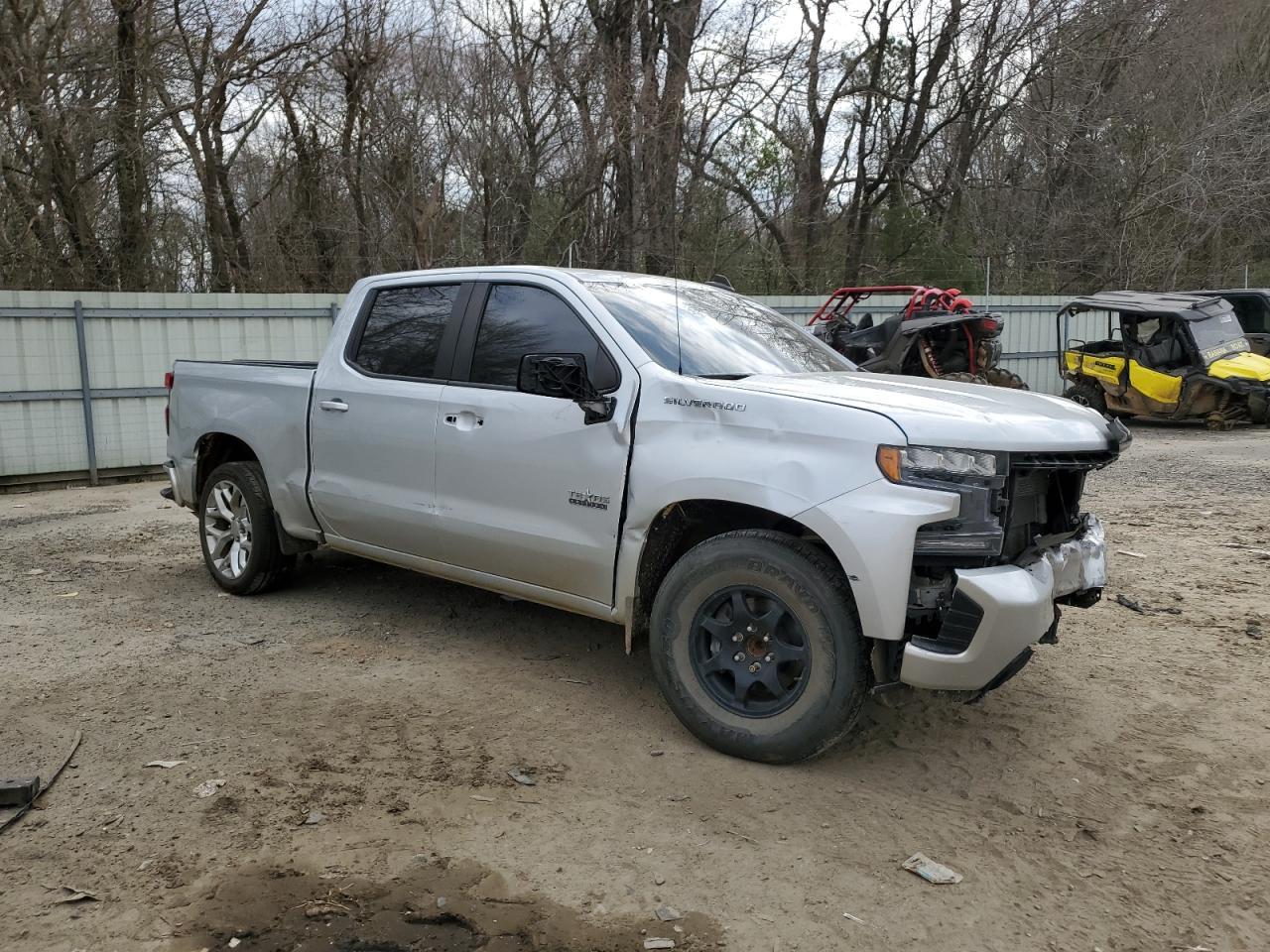 2019 CHEVROLET SILVERADO - Фото 4