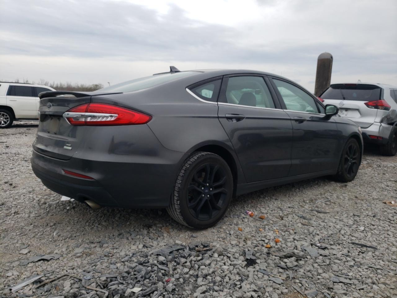 2020 FORD FUSION SE - Image 3
