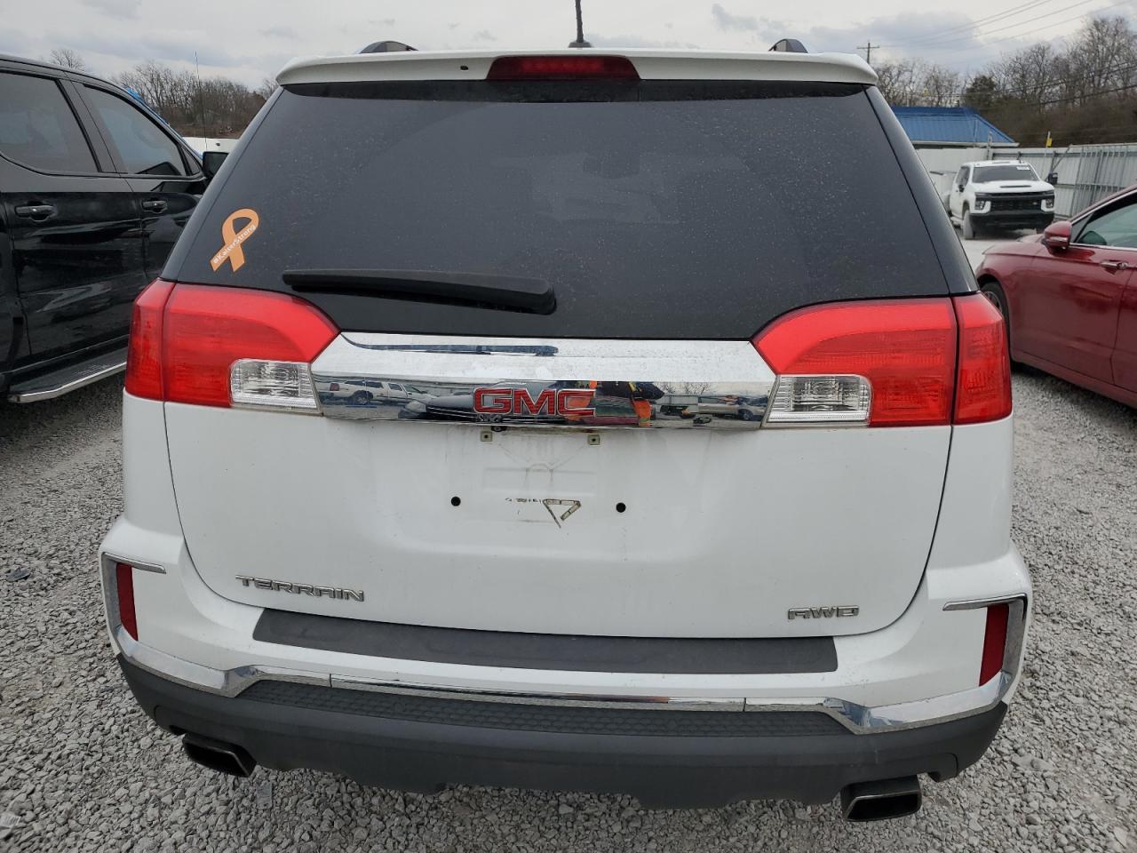 2016 GMC TERRAIN SL - Image 6
