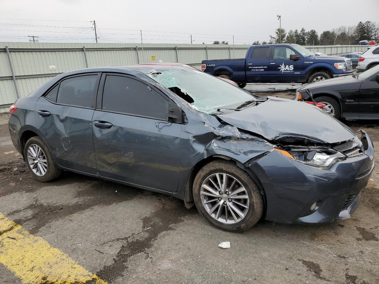 2015 TOYOTA COROLLA L - Image 4