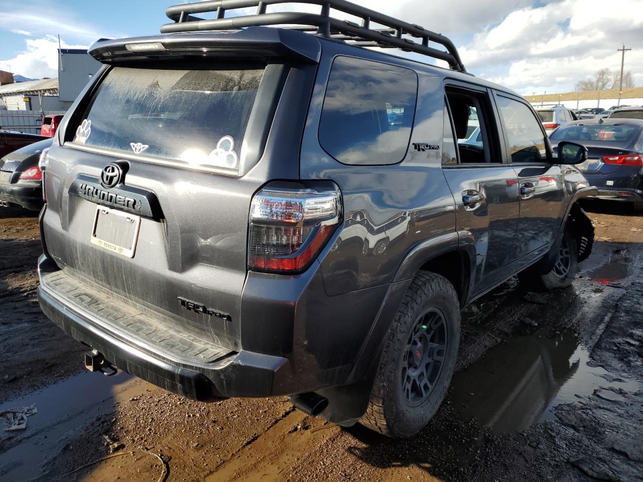 2020 TOYOTA 4RUNNER SR - Фото 3