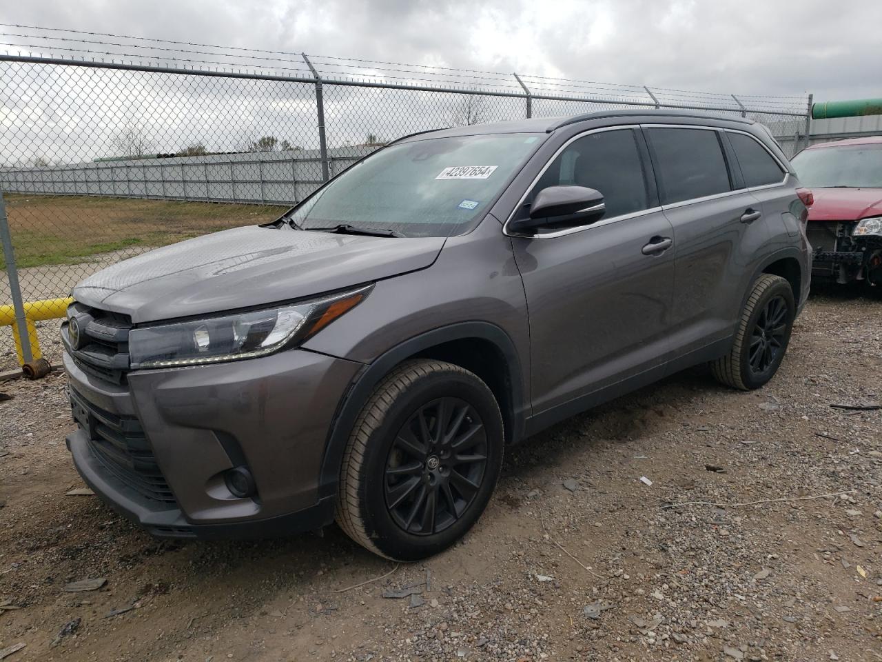 2019 TOYOTA HIGHLANDER