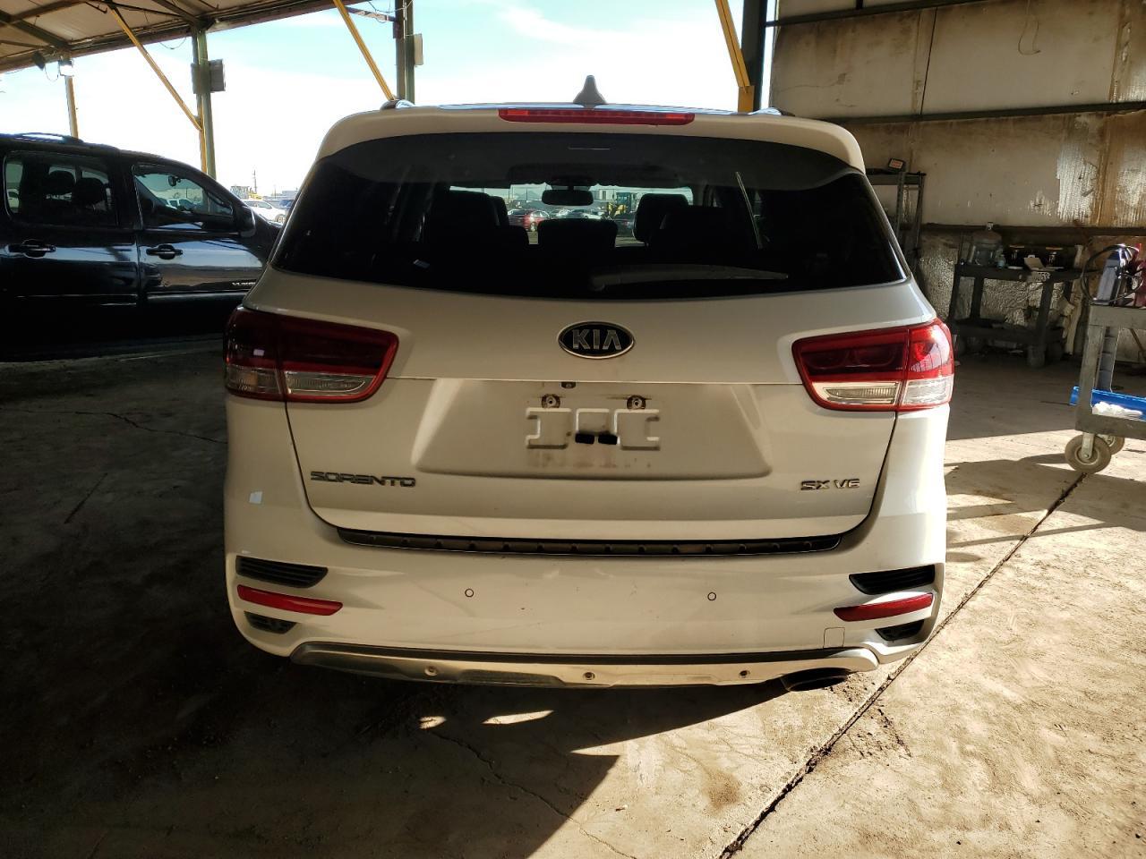 2016 KIA SORENTO SX - Image 6