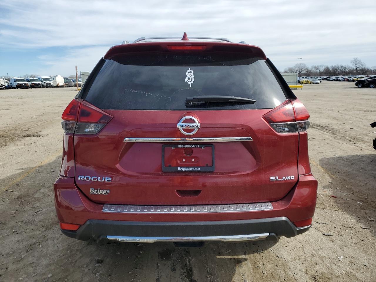2018 NISSAN ROGUE S - Фото 6