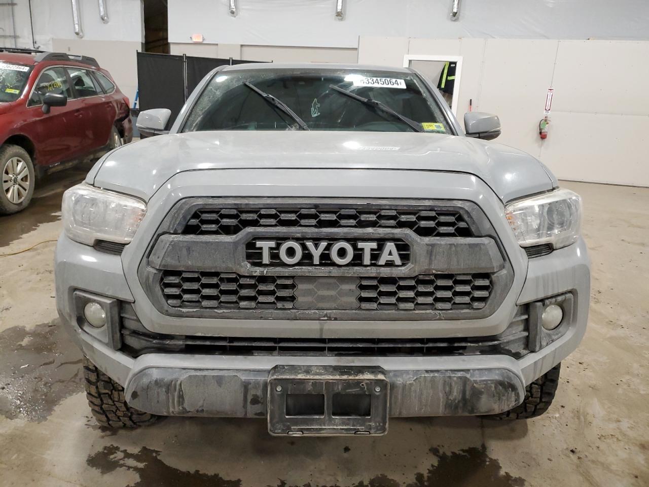 2018 TOYOTA TACOMA DOU - Фото 5