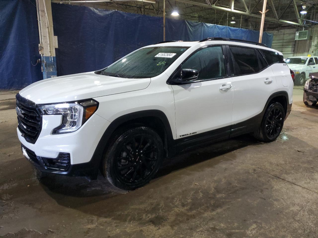 2023 GMC TERRAIN SL