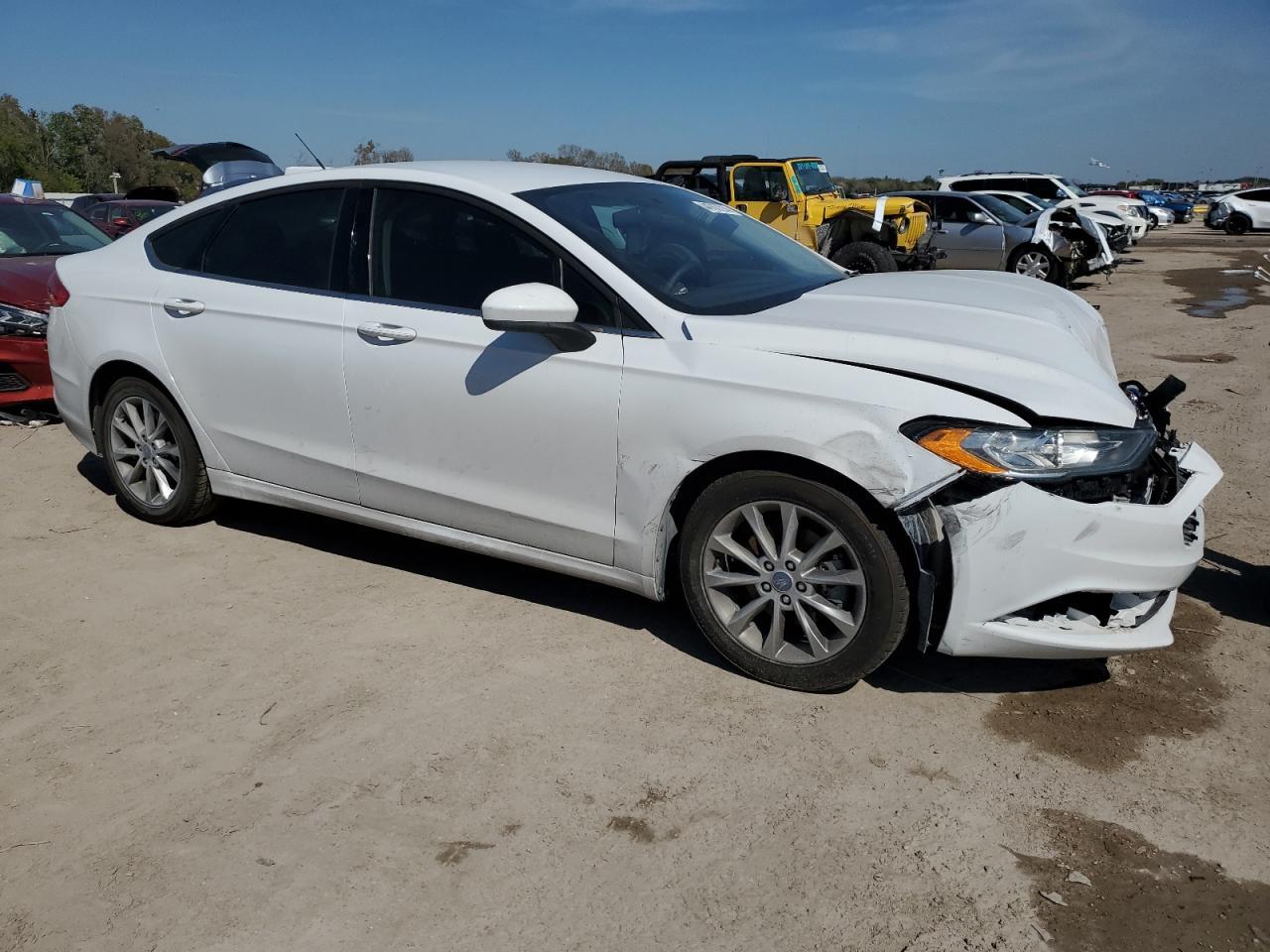 2017 FORD FUSION SE - Фото 4