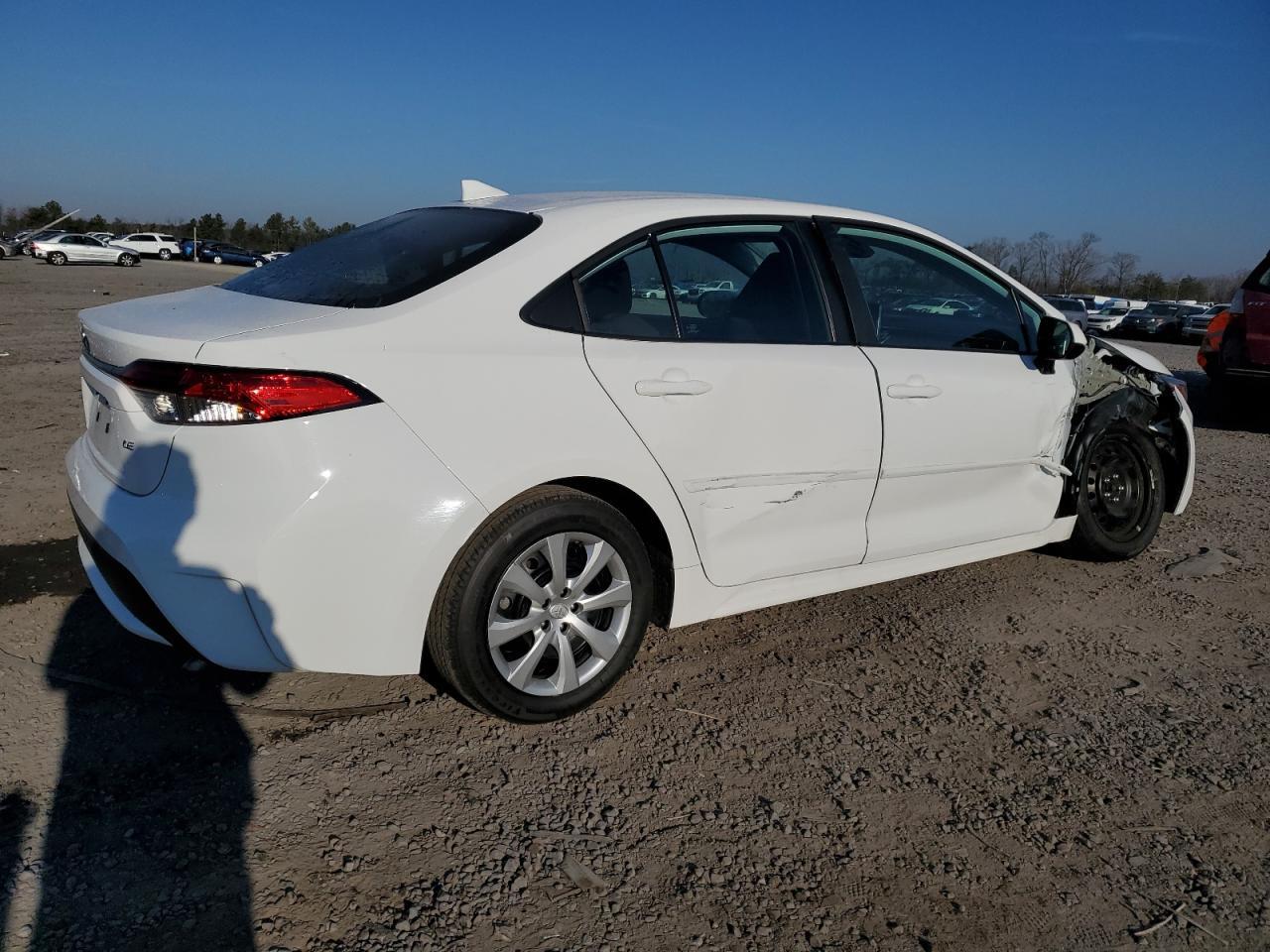 2020 TOYOTA COROLLA LE - Image 3