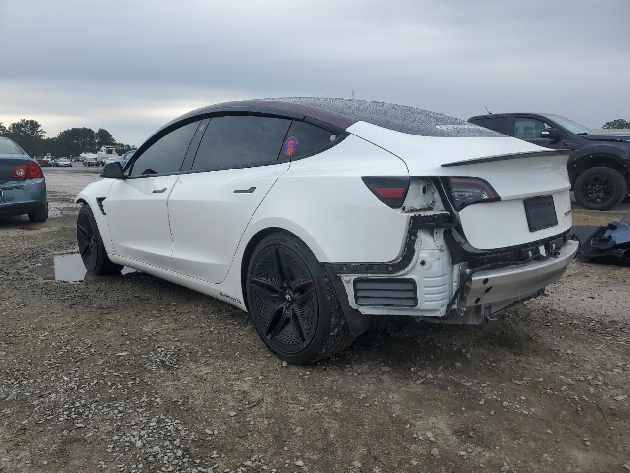 2021 TESLA MODEL 3 - Image 2