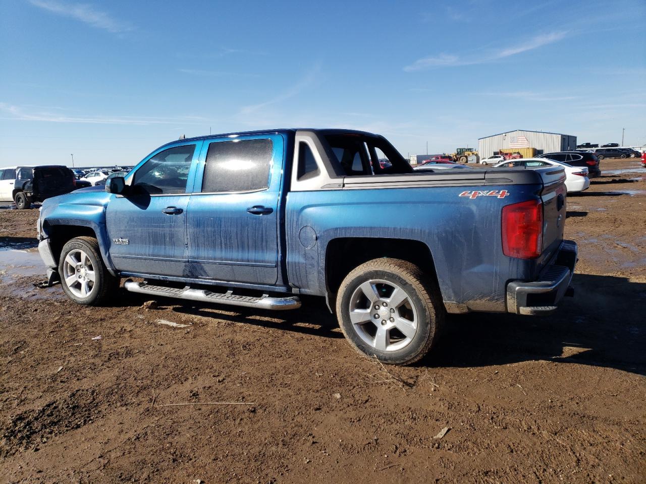 2017 CHEVROLET SILVERADO - Фото 2
