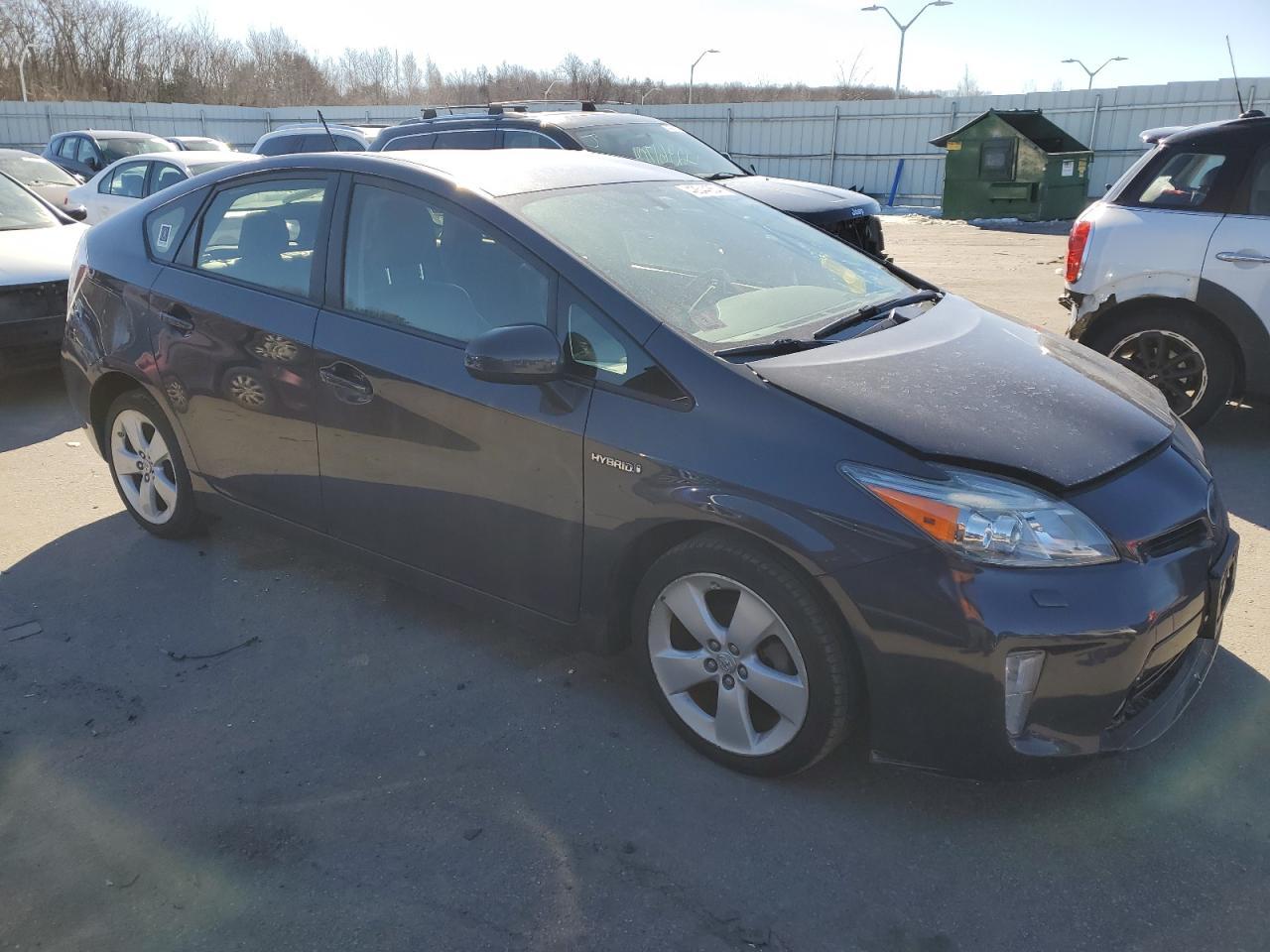 2013 TOYOTA PRIUS - Фото 4