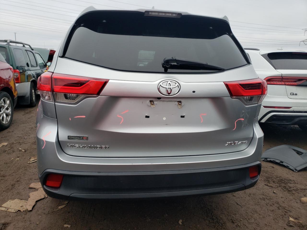 2018 TOYOTA HIGHLANDER - Фото 6