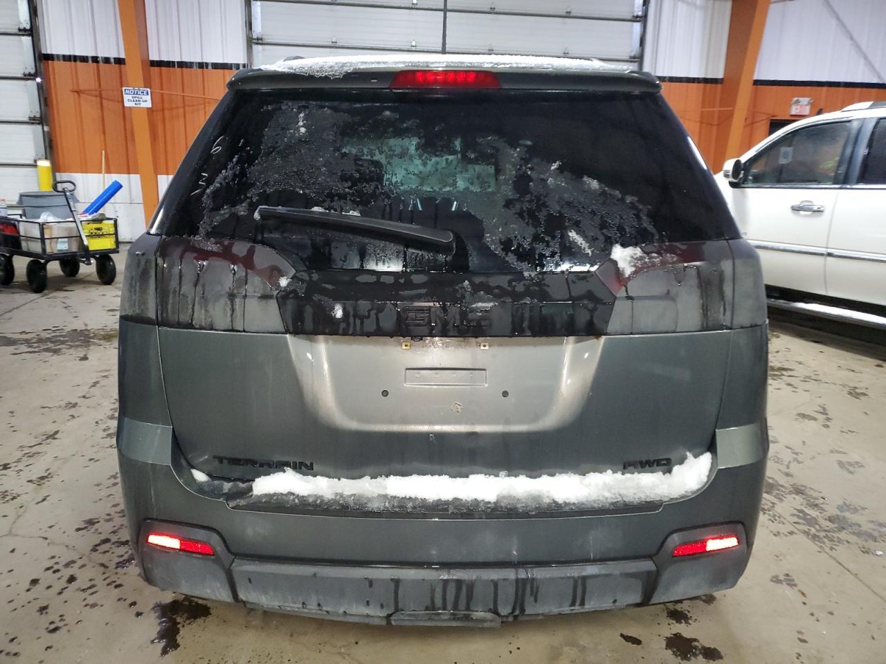 2013 GMC TERRAIN SL - Image 6