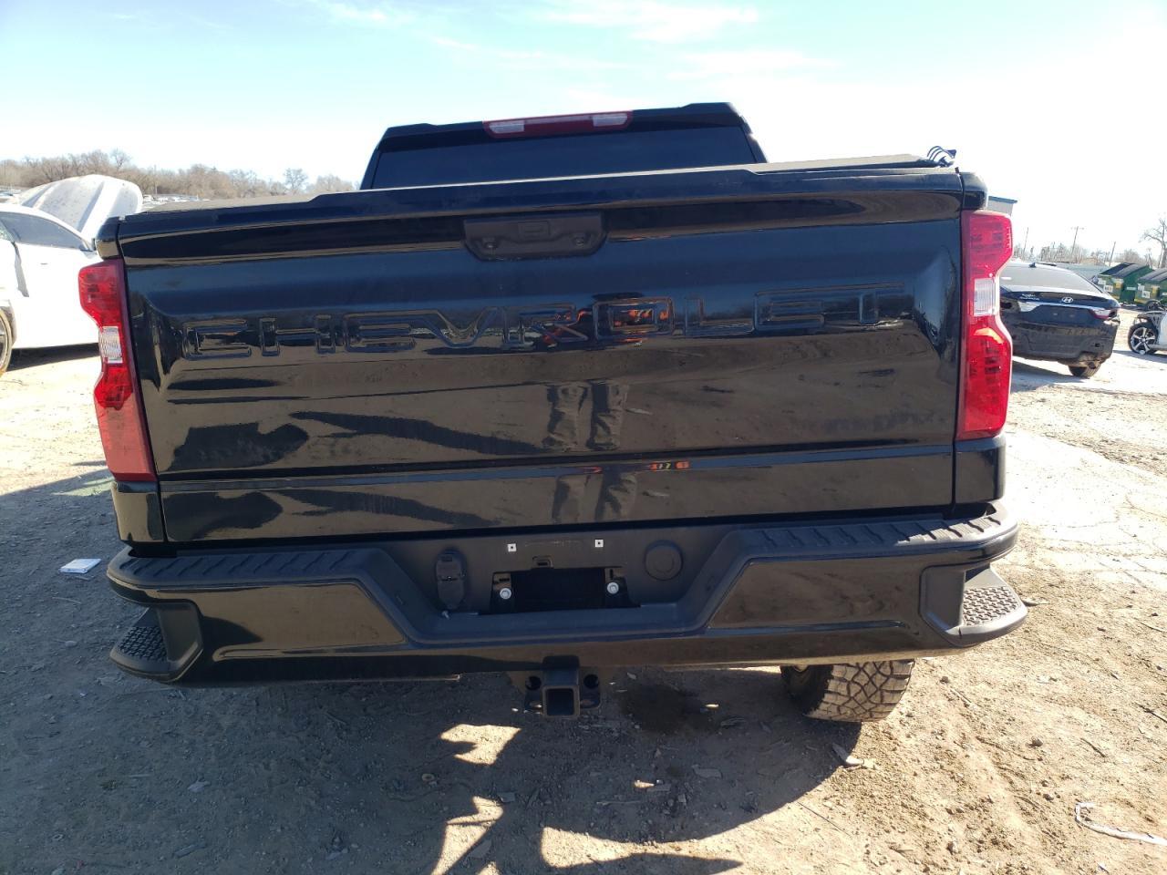 2023 CHEVROLET SILVERADO - Image 6