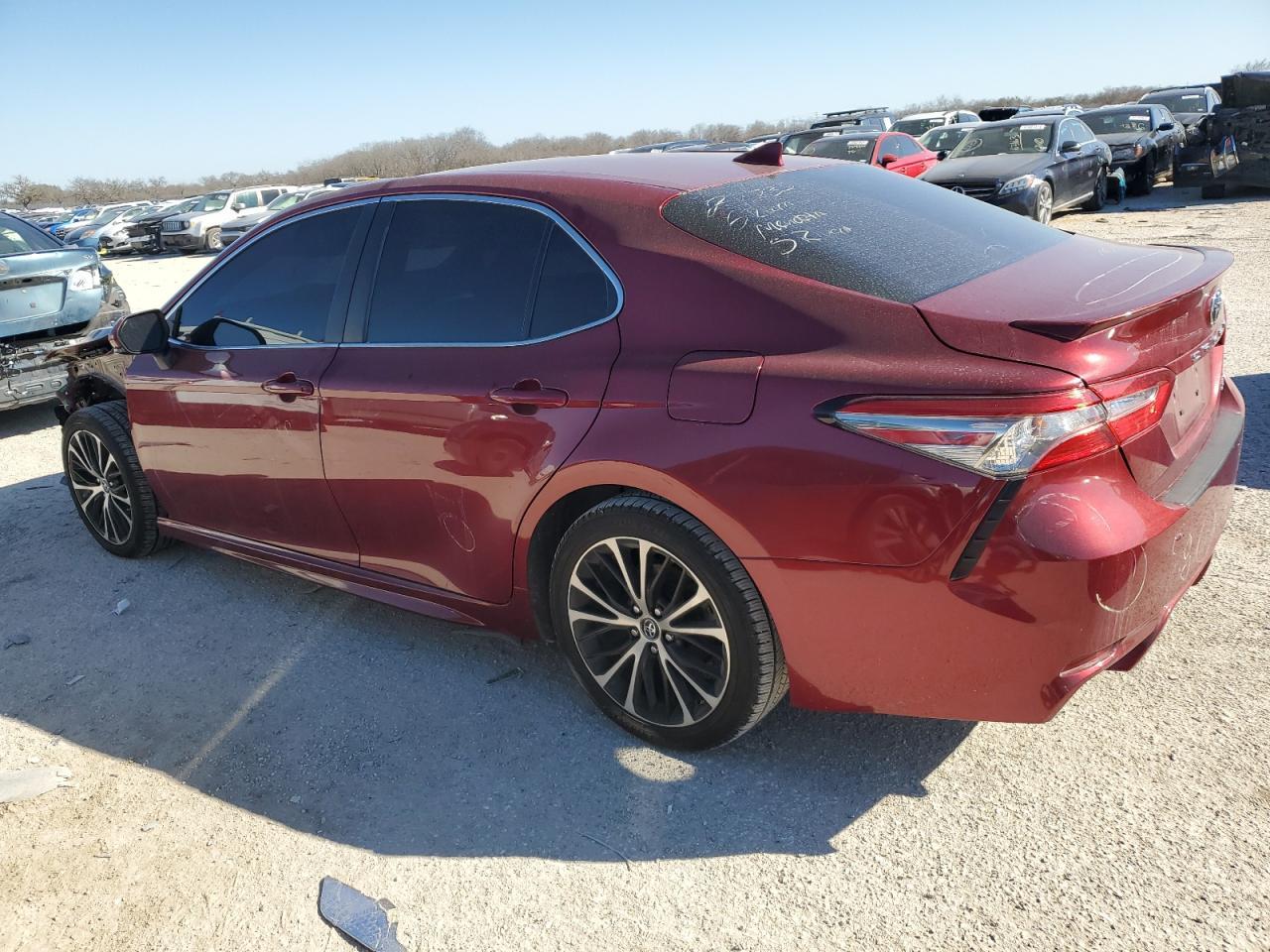 2018 TOYOTA CAMRY L - Фото 2