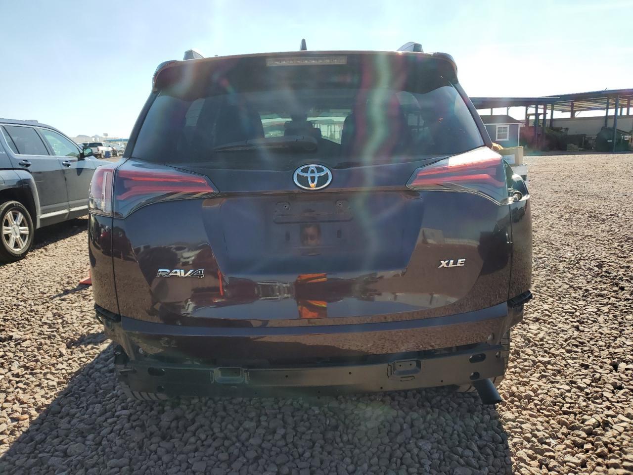 2017 TOYOTA RAV4 XLE - Image 6