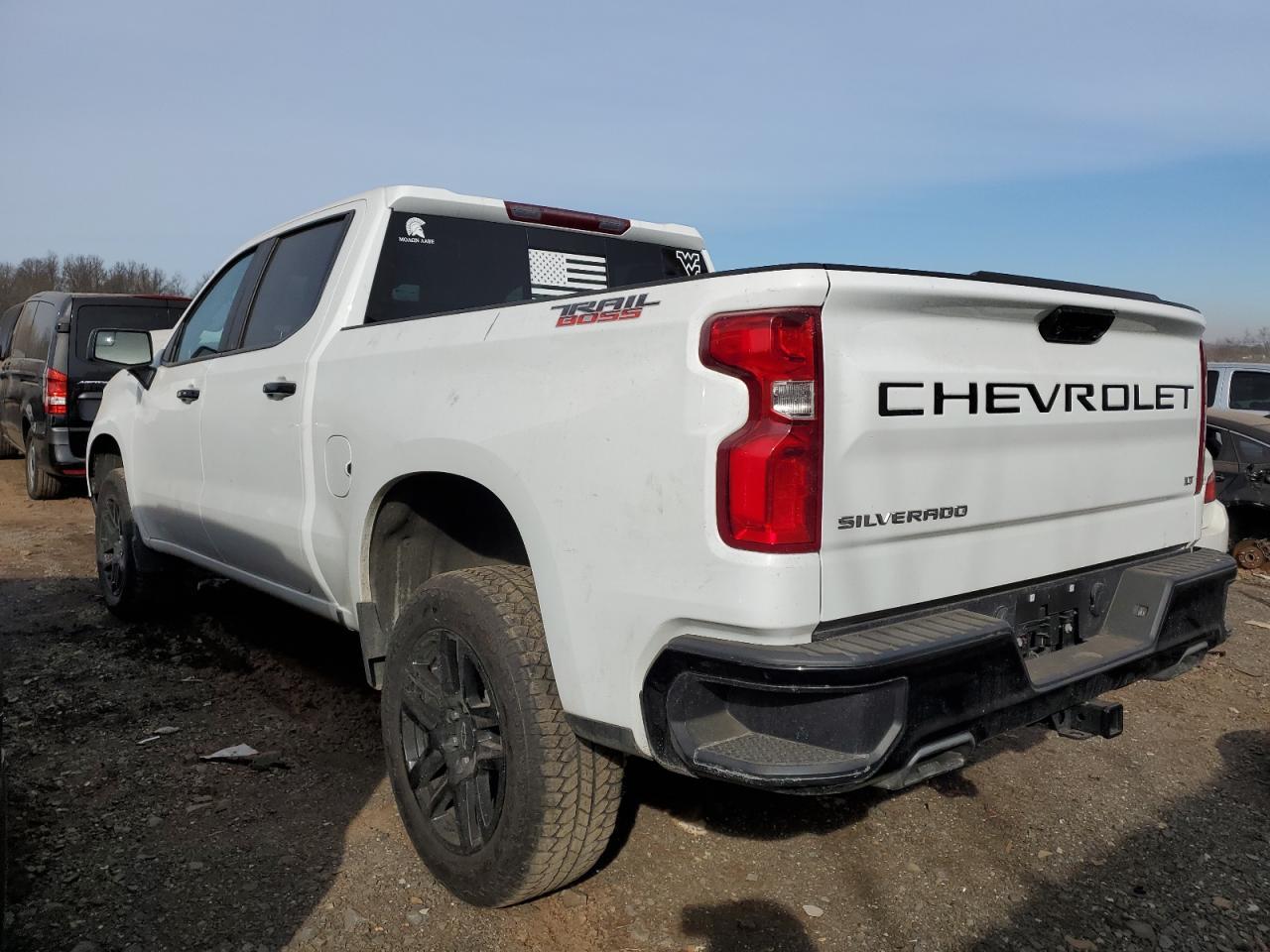 2023 CHEVROLET SILVERADO - Image 2