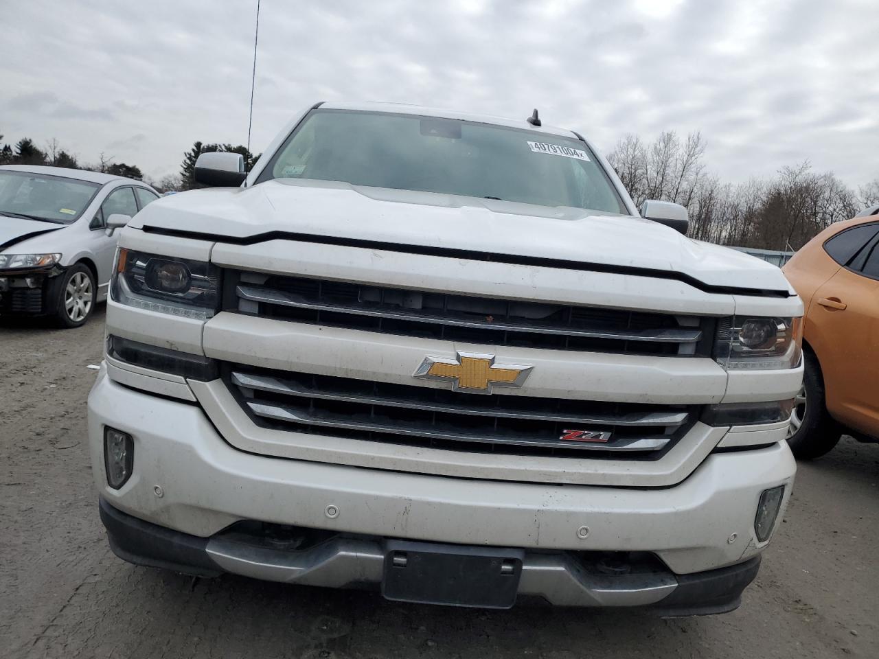 2017 CHEVROLET SILVERADO - Image 5
