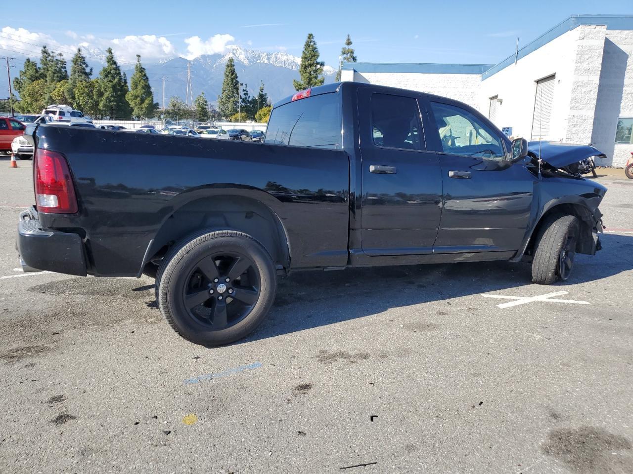 2014 RAM 1500 ST - Image 3