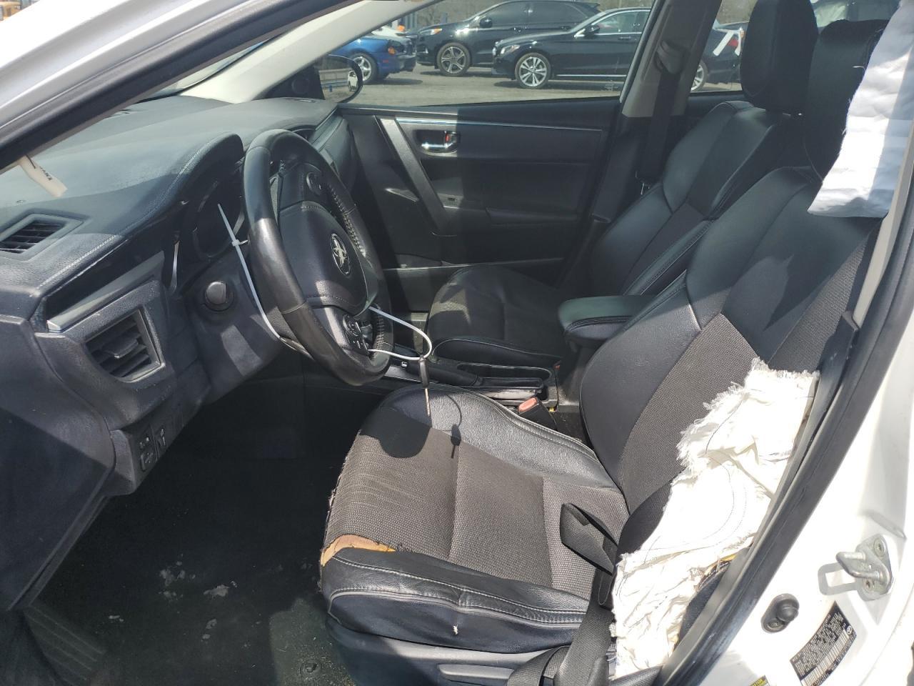 2015 TOYOTA COROLLA L - Фото 7