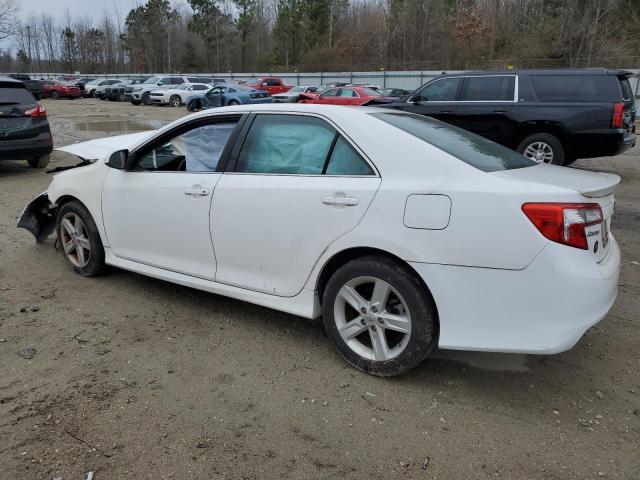 2014 Toyota Camry L - Фото 2
