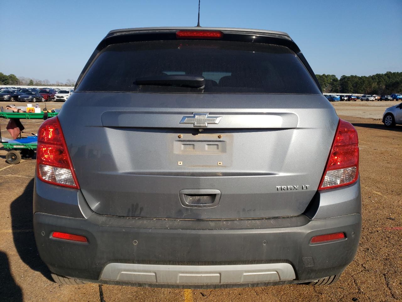 2015 CHEVROLET TRAX 1LT - Image 6