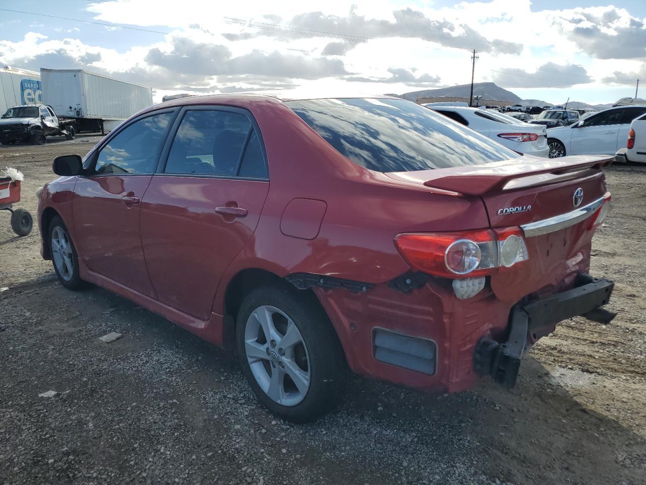 2013 TOYOTA COROLLA BA - Фото 2