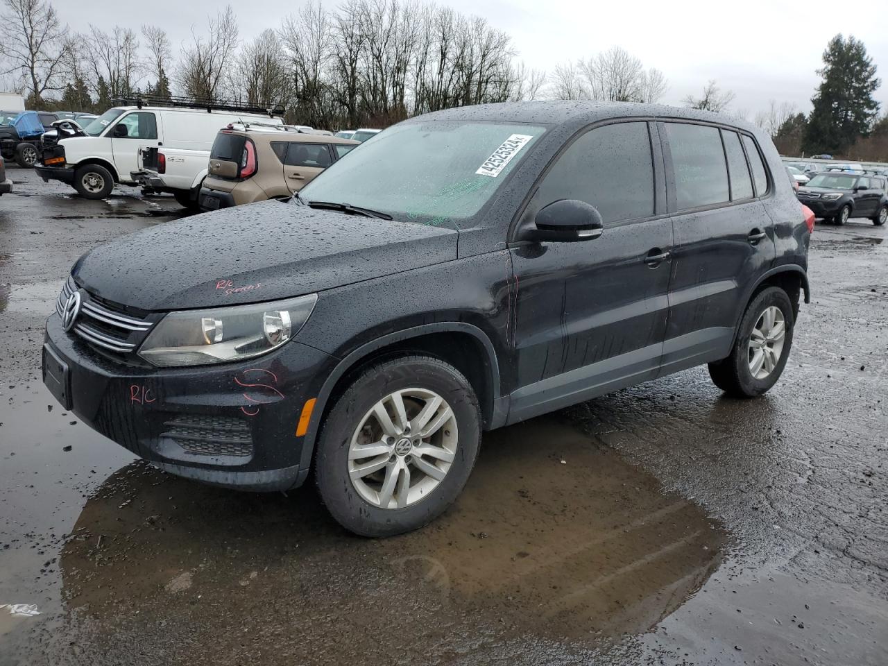 2014 VOLKSWAGEN TIGUAN S