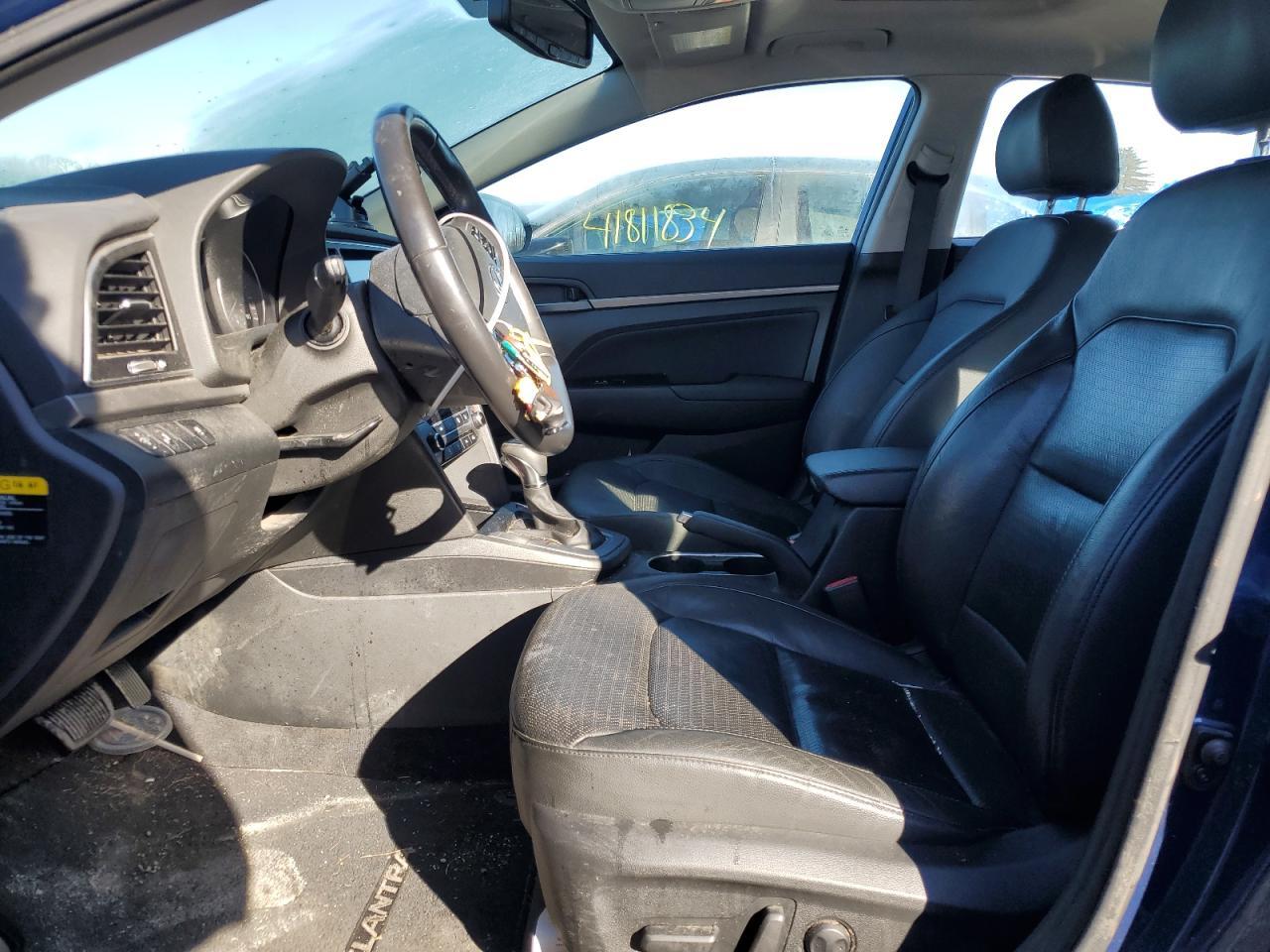 2017 HYUNDAI ELANTRA SE - Image 7