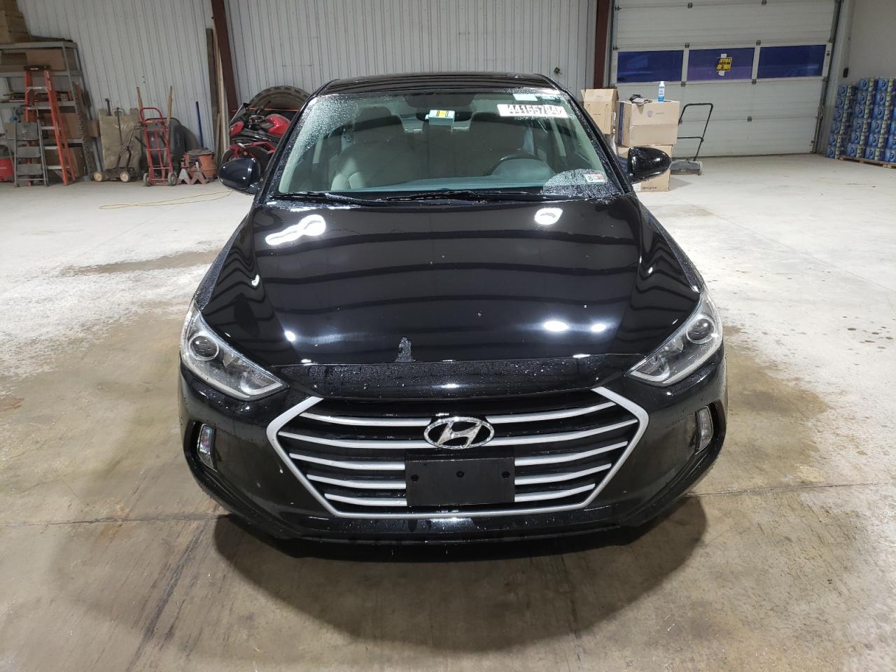 2018 HYUNDAI ELANTRA SE - Фото 5