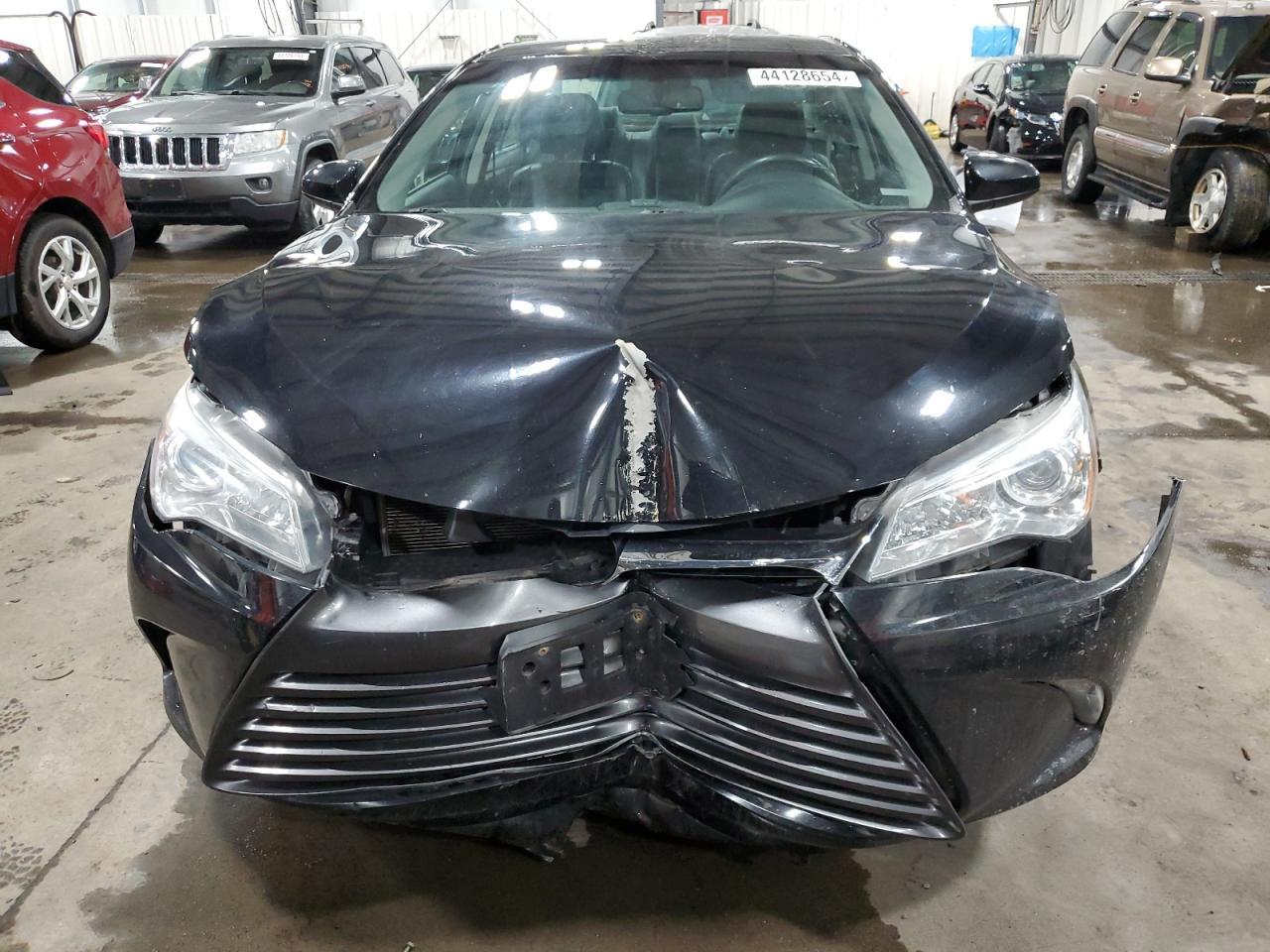 2015 TOYOTA CAMRY LE - Фото 5