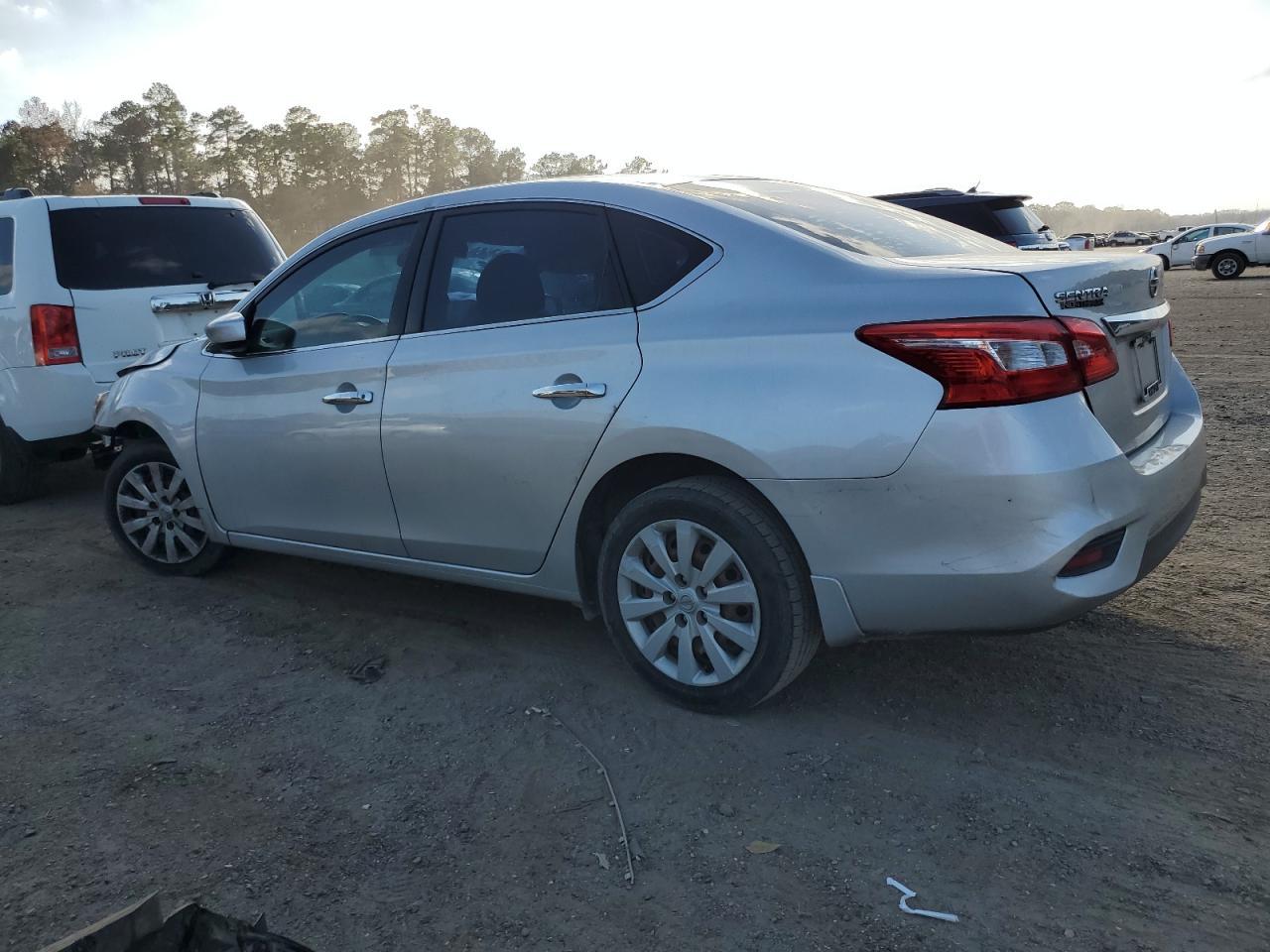 2017 NISSAN SENTRA S - Фото 2