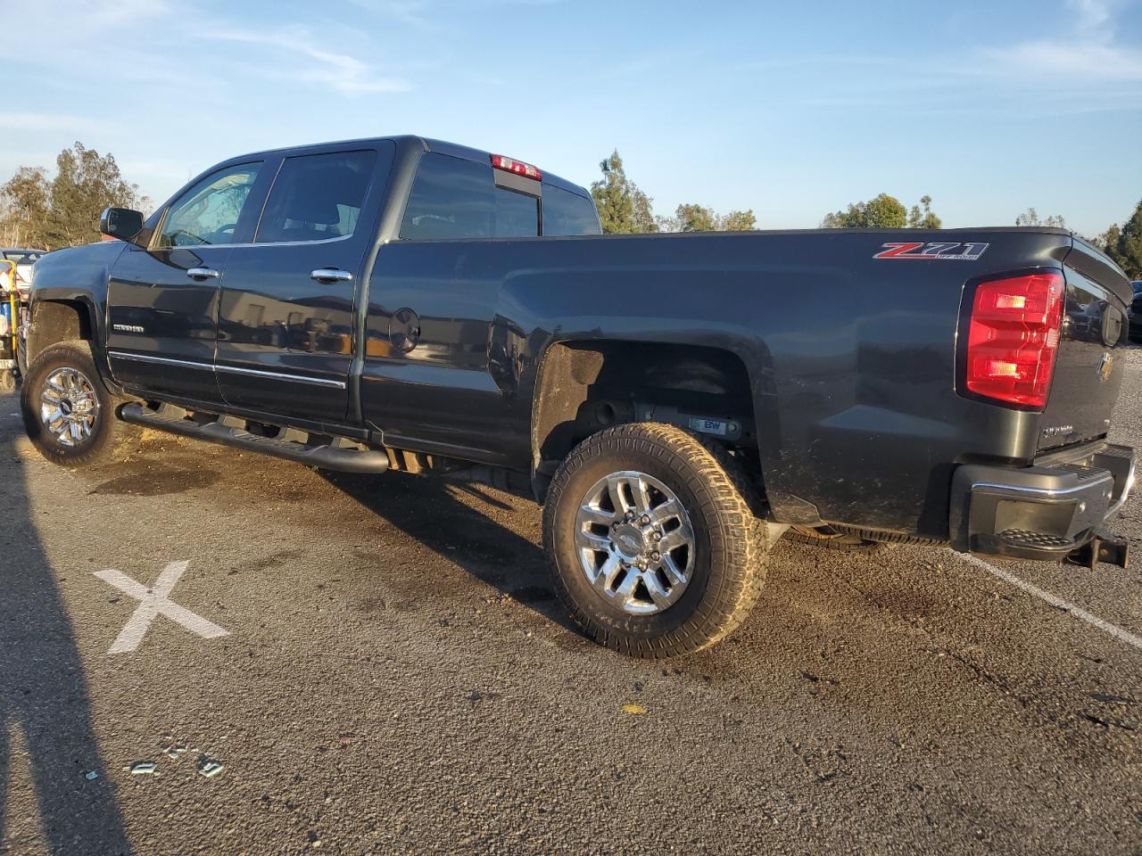 2017 CHEVROLET SILVERADO - Image 2
