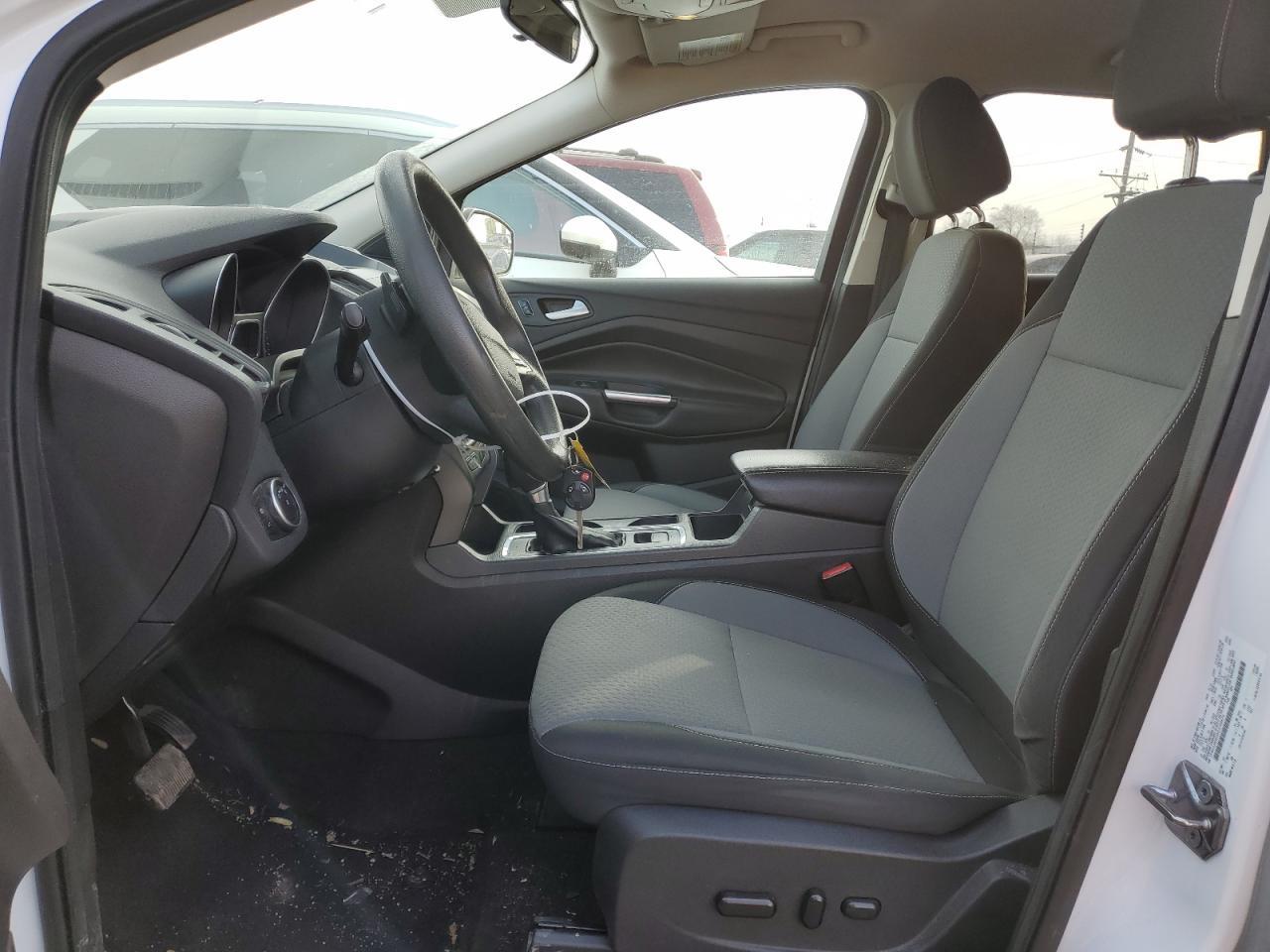 2017 FORD ESCAPE SE - Фото 7