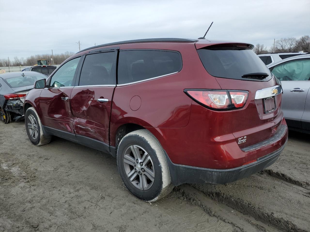 2015 CHEVROLET TRAVERSE L - Фото 2