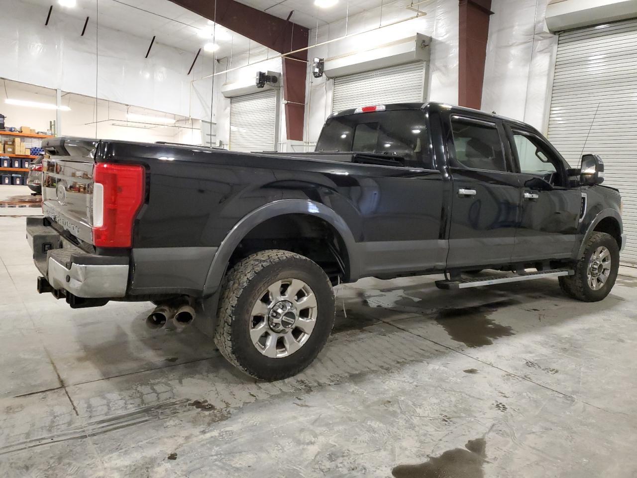 2017 FORD F350 SUPER - Image 3