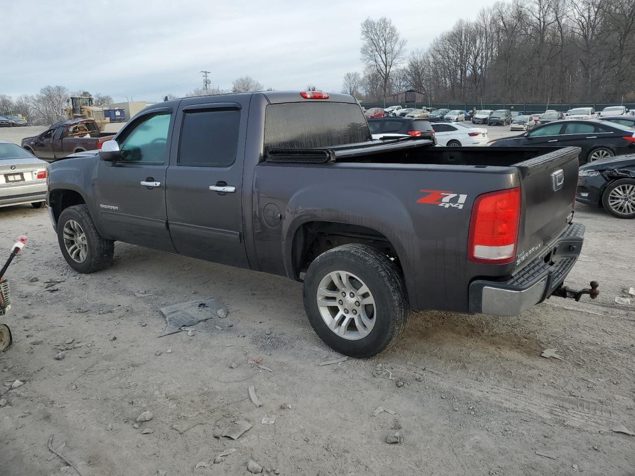 2011 GMC SIERRA K15 - Фото 2