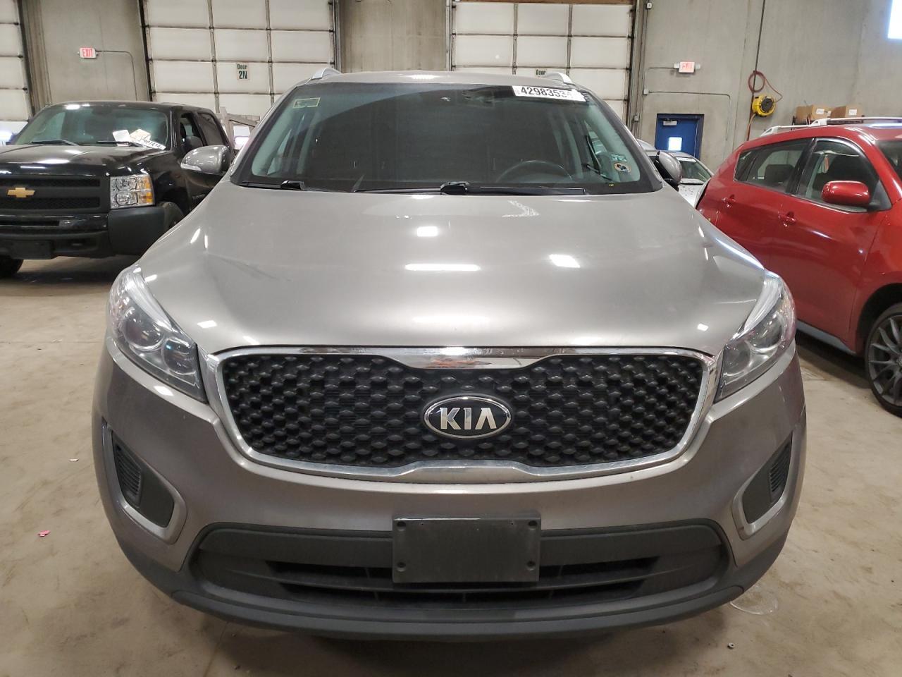 2016 KIA SORENTO LX - Image 5