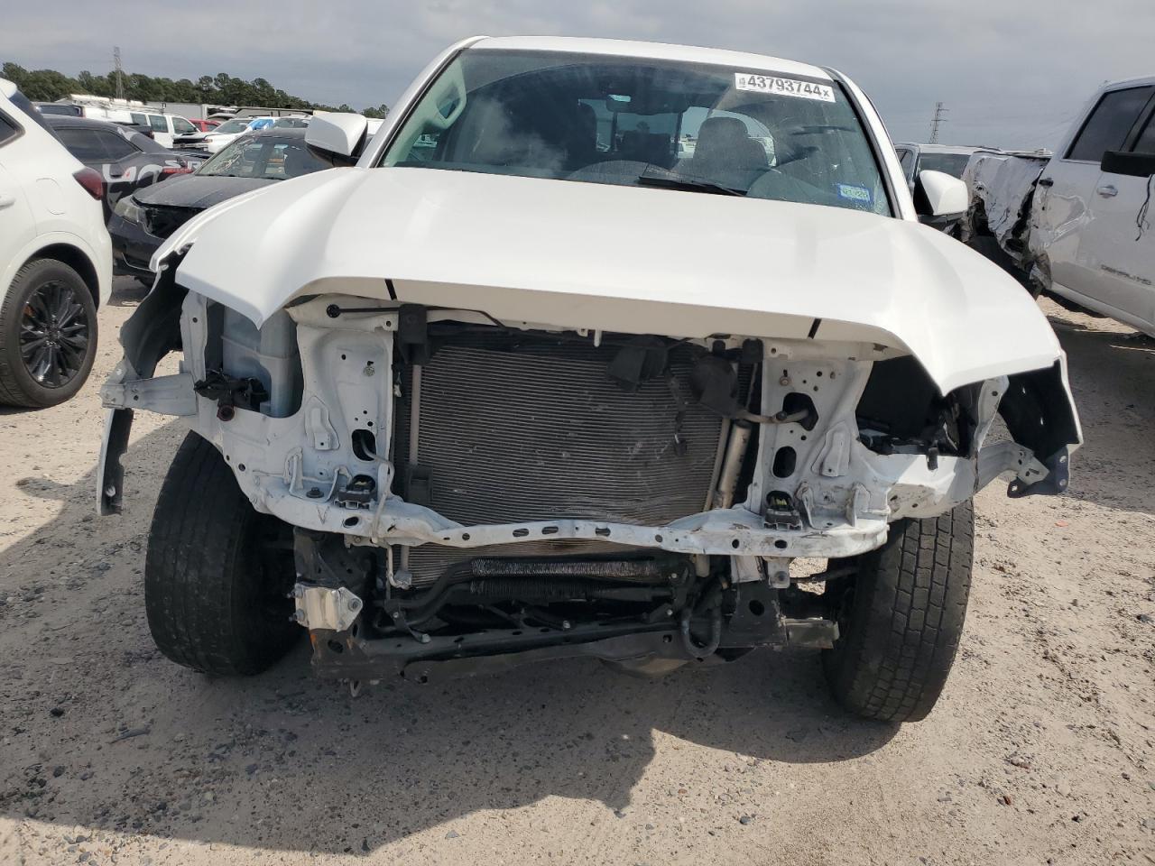 2023 TOYOTA TACOMA DOU - Фото 5