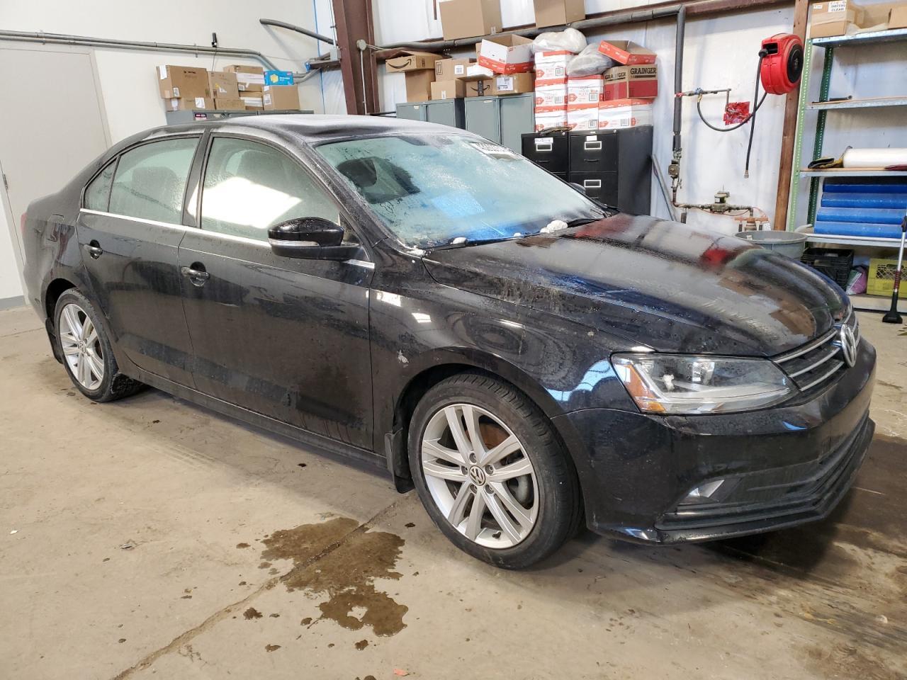2017 VOLKSWAGEN JETTA SEL - Image 4